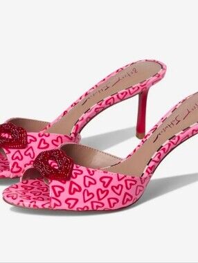 👉✨️ Betsey Johnson Pink Heart-Print Open-Toe Casidy Mule Heels
